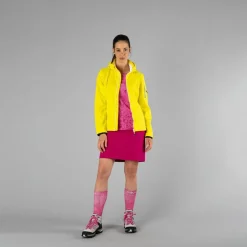Damen Jacke aus Light Softshell mit abnehmbarer Kapuze><noscript><img width=