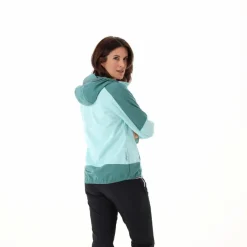 Extraleichte Softshelljacke mit Kapuze für Damen><noscript><img width=