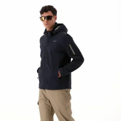 Herren Jacke aus Light Softshell mit abnehmbarer Kapuze><noscript><img width=