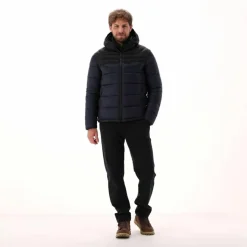 Wattierte Herrenjacke mit Kapuze><noscript><img width=