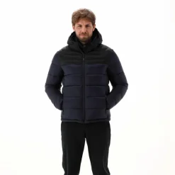 Wattierte Herrenjacke mit Kapuze><noscript><img width=